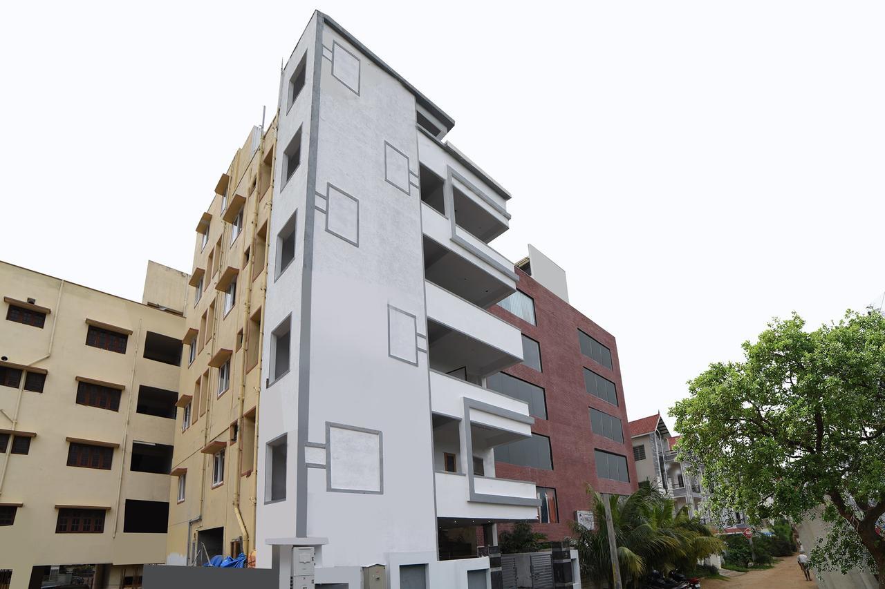 Oyo 16606 Iconic Living 호텔 하이데라바드 외부 사진